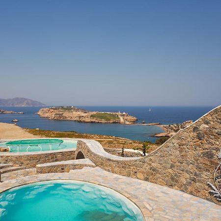 Agalia Luxury Suites Koumpara Екстериор снимка