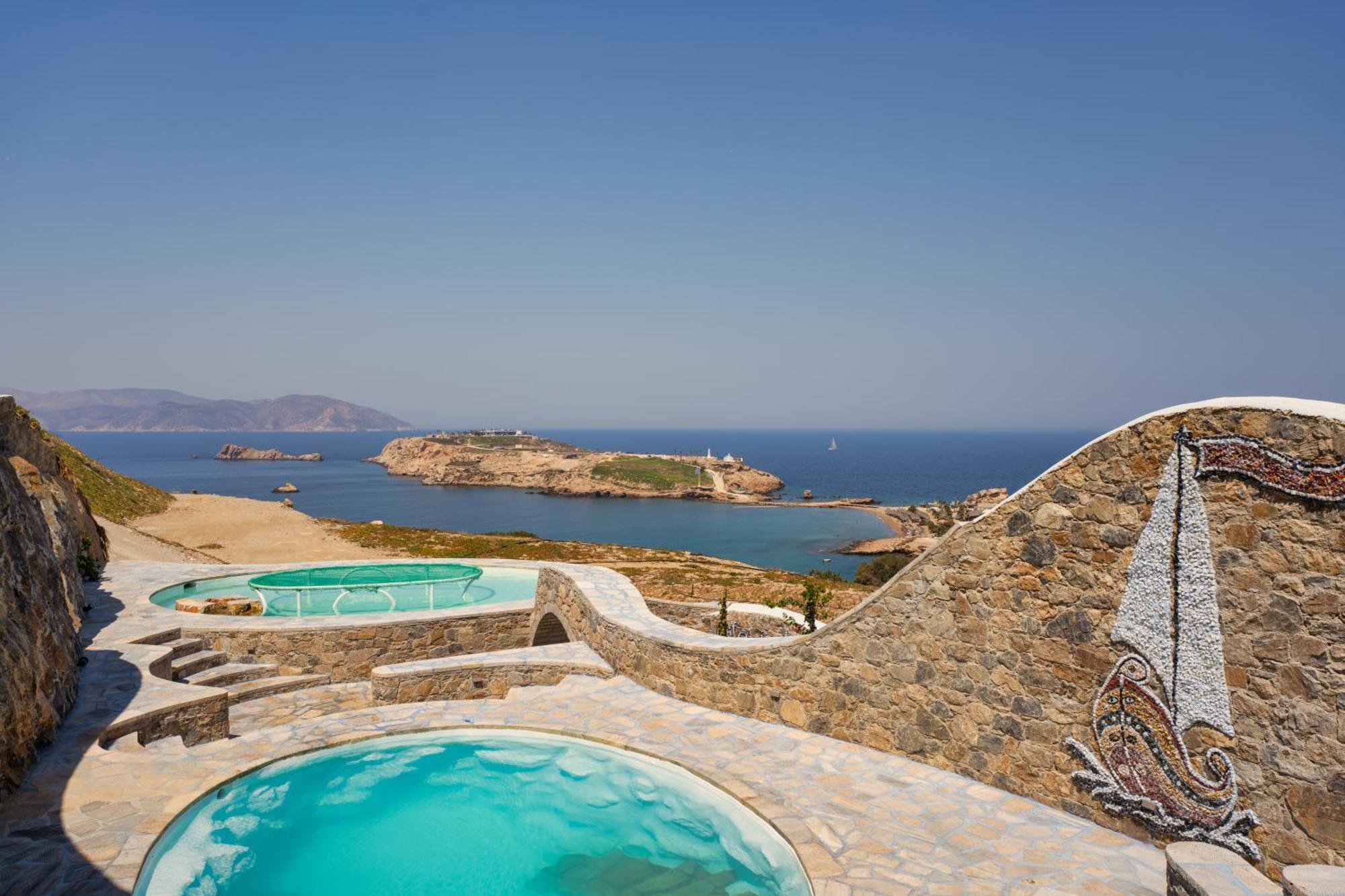 Agalia Luxury Suites Koumpara Екстериор снимка